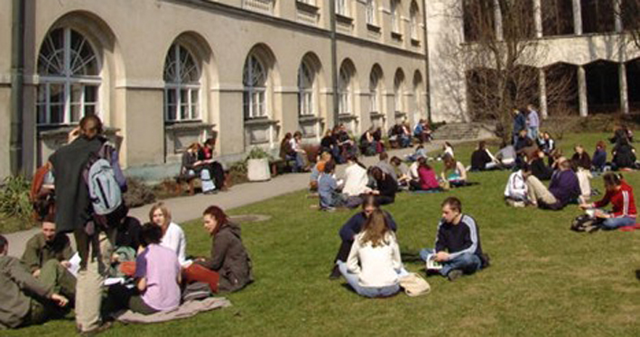 疫情过后，未来十年最吃香的金融硕士尽在中国社科院与美国杜兰大学