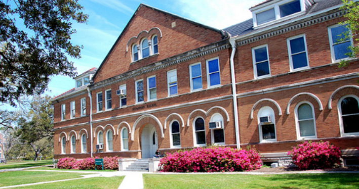 想读金融管理硕士，不想参加联考，社科院杜兰来帮你