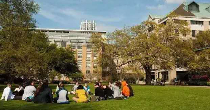 想成为美国杜兰大学的一员，社科院中外合作办学可以帮你