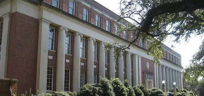 申请美国杜兰大学并不难，至少你还有这两种选择