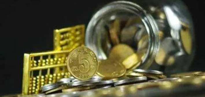 中国人民大学与加拿大女王大学金融硕士，大家心中的白月光