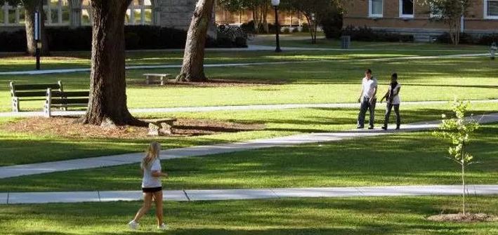 70后80后可以报在职研究生吗？中国社科院与美国杜兰大学能源管理硕士可以选