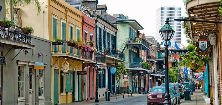 从美国杜兰大学金融硕士到与中国社科院合办金融管理硕士一路走来，堪称精彩