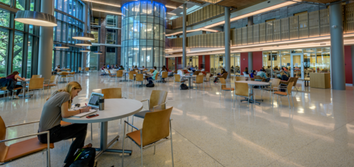 社科院与杜兰大学金融管理硕士聚焦《平凡的荣耀》，学历和能力，哪个更重要