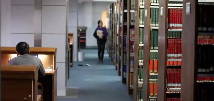 有了中国社科院与美国杜兰大学金融管理硕士，成功触手可及