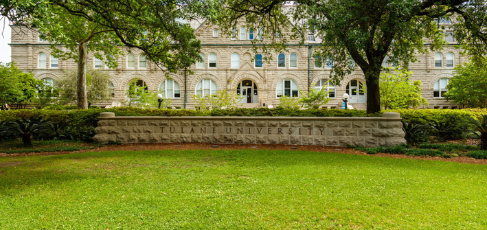 百度热搜上被搜最多的大学，就是美国杜兰大学，美国杜兰大学到底有多美！